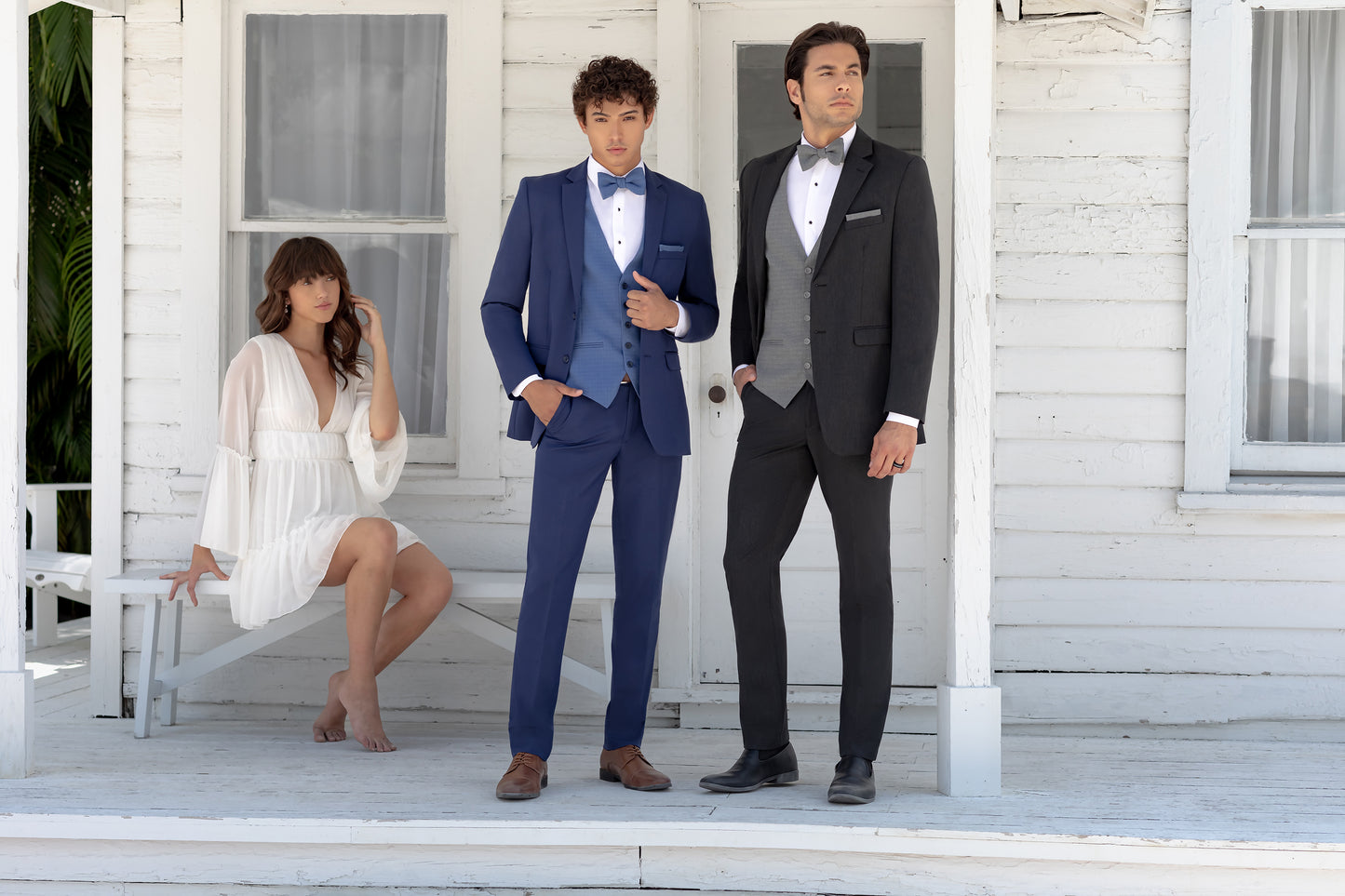 "The Metro" Men's Slim Fit Charcoal Grey 3 Piece Suit