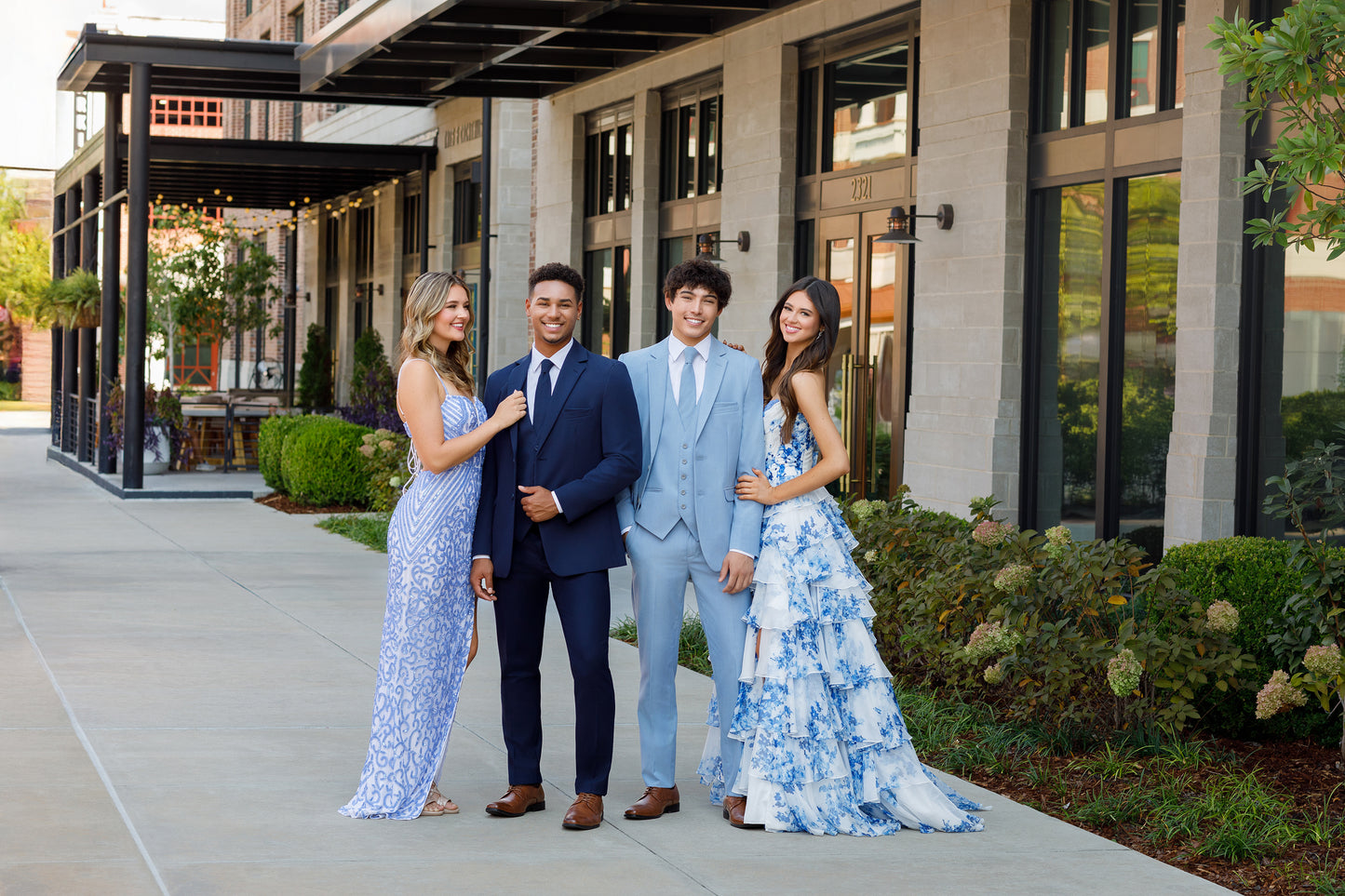 "The Metro" Men's Slim Fit Cornflower 3 Piece Suit