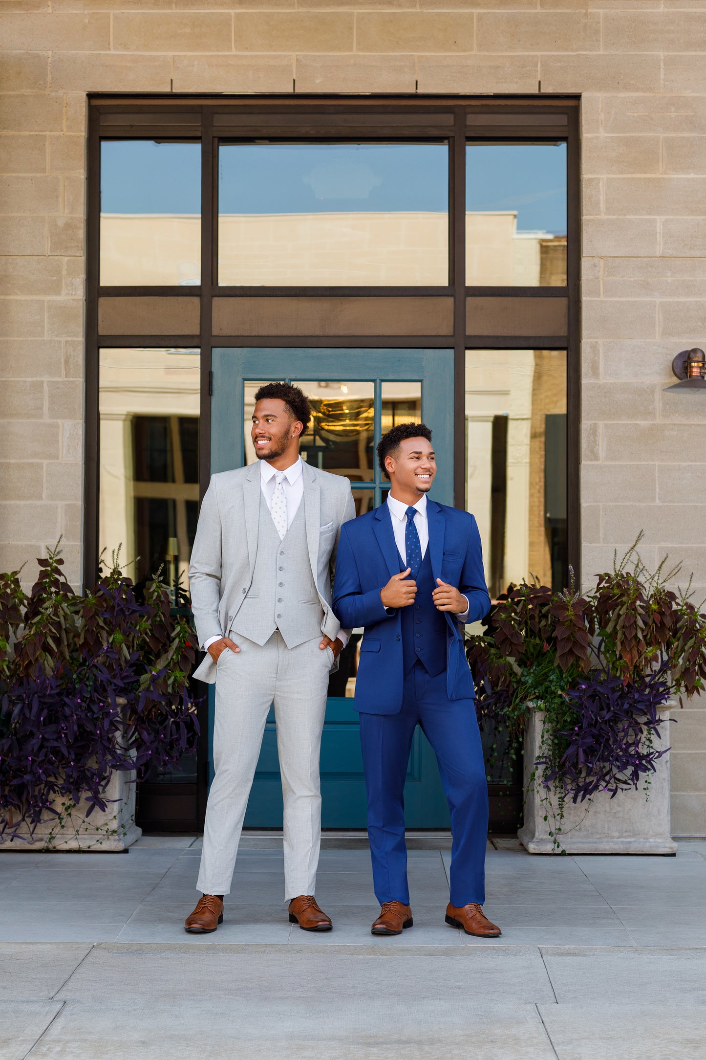 "The Metro" Men's Slim Fit Indigo Blue 3 Piece Suit