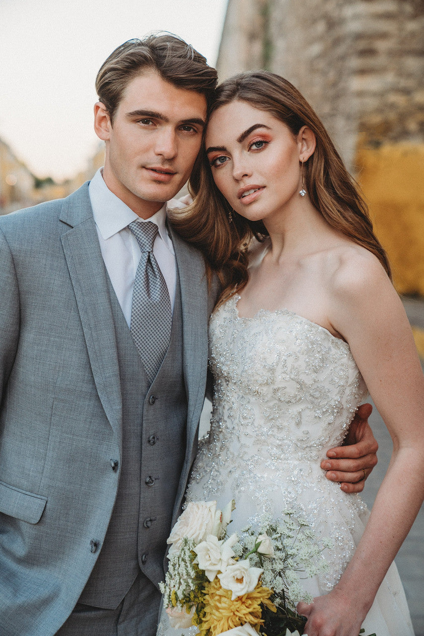 "The Brunswick" Men's Slim Fit Linen Grey 3 Piece Suit